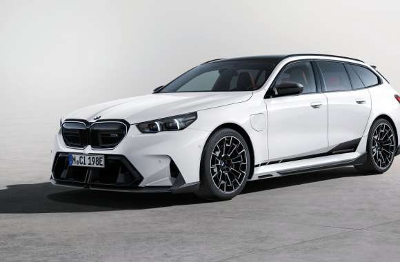 BMW M5 Touring M Performance Parts 2024