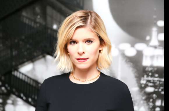 Brown Eyes Blonde American Actress Celebrity Kate Mara