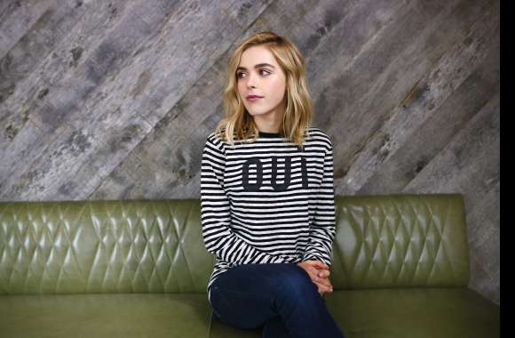 Celebrity Kiernan Shipka wallpapers hd quality