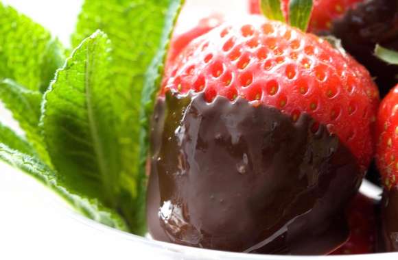 Chocolate-Dipped Strawberries Delight wallpapers hd quality