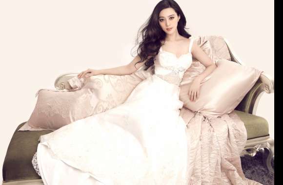 Couch Sofa Dress Actress Chinese Celebrity Fan Bingbing