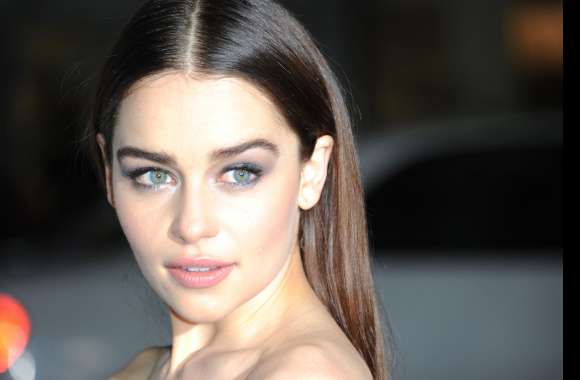 Emilia Clarke Stunning of a Green-Eyed Beauty wallpapers hd quality