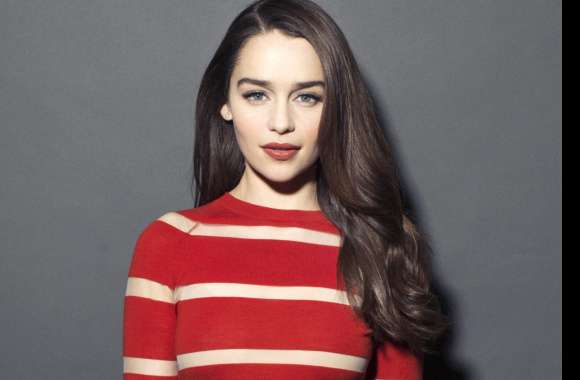 Emilia Clarke Stunning of the Brunette Beauty