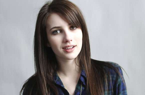 Emma Roberts A Glimpse of Celebrity Charm