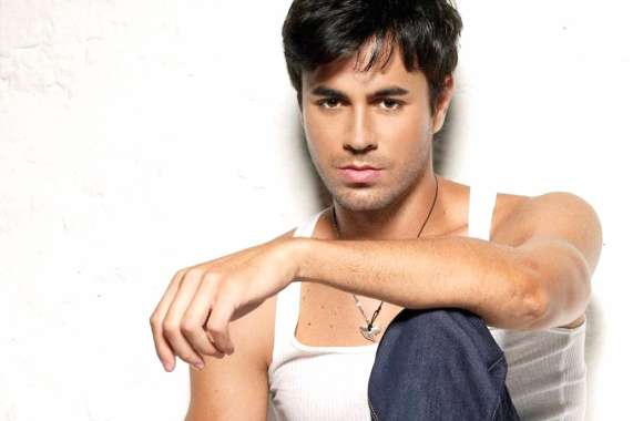 Enrique Iglesias A Touch of Music wallpapers hd quality