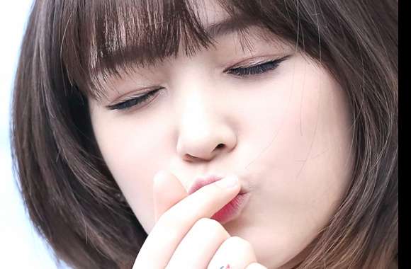 HD Wallpaper of a Charismatic Korean Girl Group Member