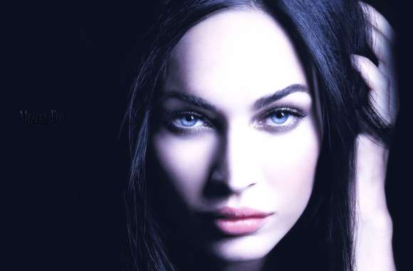 HD Wallpaper of an Actress with Black Hair and Blue Eyes