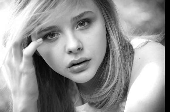 HD Wallpaper of Celebrity Chloë Grace Moretz