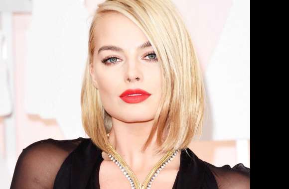 HD Wallpaper of Margot Robbie Stunning Blonde with Bold Lipstick