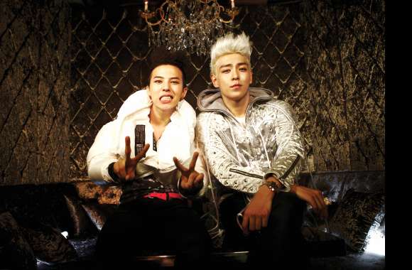 Iconic G-Dragon & T.O.P in Stunning