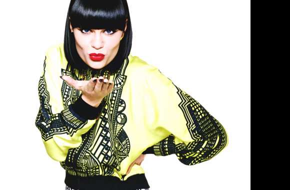 Jessie J A Vibrant Music Icon in Style