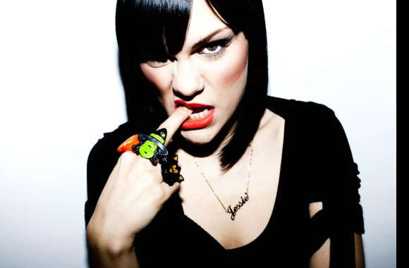 Jessie J Bold for Music Lovers