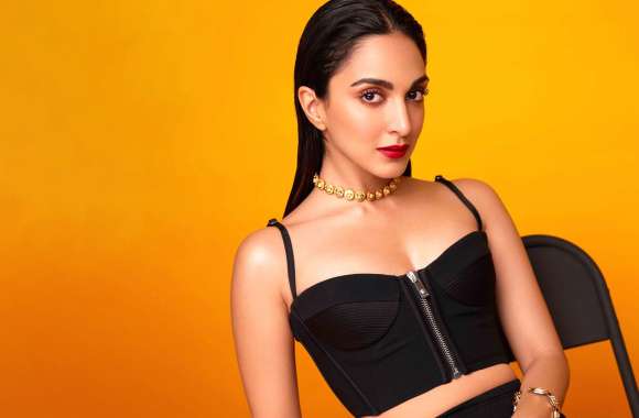 Kiara Advani Black dress wallpapers hd quality