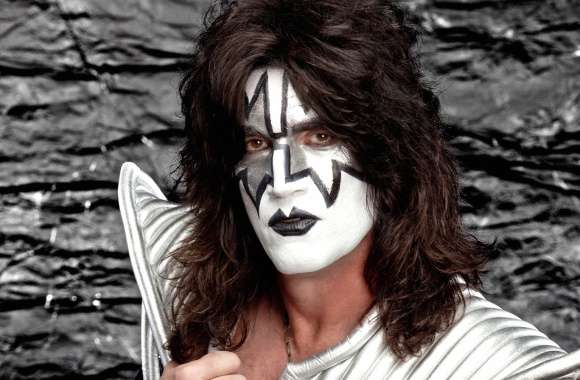 KISS Rock & Roll Icon