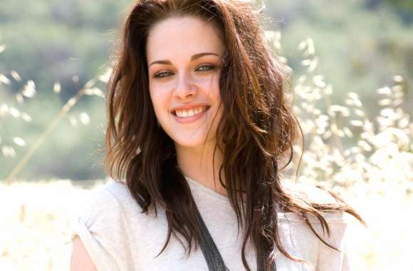 Kristen Stewart Captivating Celebrity Charm