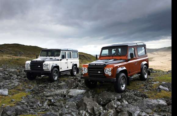 Land Rover Defenders in