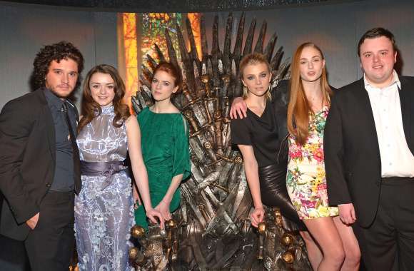 Maisie Williams John Bradley Kit Harington Rose Leslie Sophie Turner Natalie Dormer Celebrity Actor