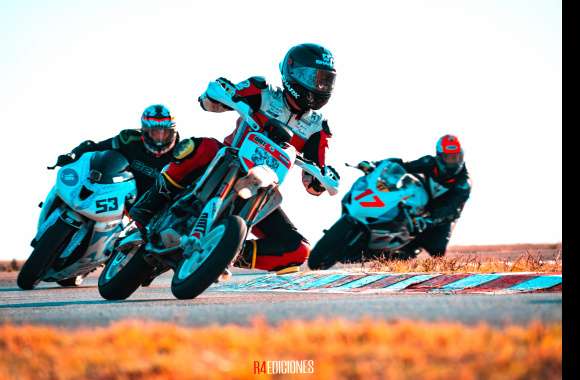 motorbikes in the circuit wallpapers hd quality