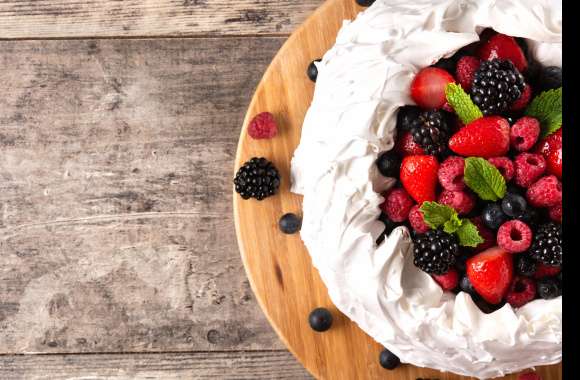 Pavlova Food Cake