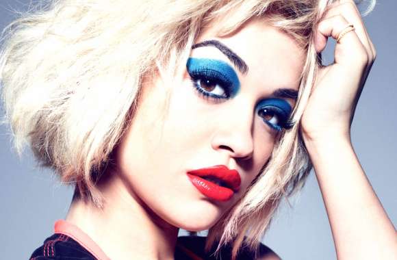 Rita Ora Vibrant