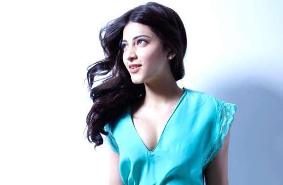 Shruti Haasan Stunning