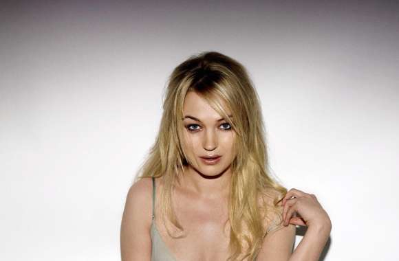 Sophia Myles Captivating Celebrity Glamour