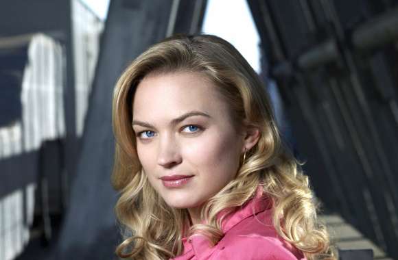 Sophia Myles Elegant Actress in Focus