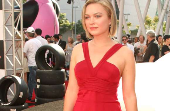 Sophia Myles Elegant Moments of an English Celebrity