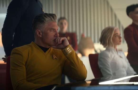 Star Trek Strange New Worlds - Captain Pike in Command