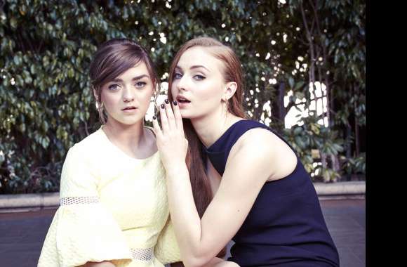 Stunning of British Celebrities Sophie Turner and Maisie Williams