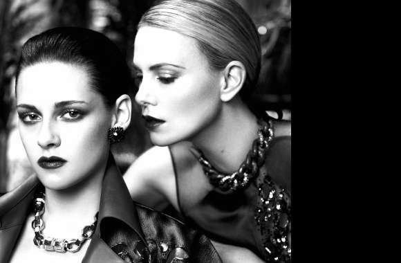 Stunning of Charlize Theron and Kristen Stewart