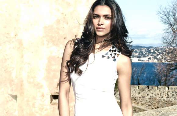 Stunning of Indian Actress Deepika Padukone