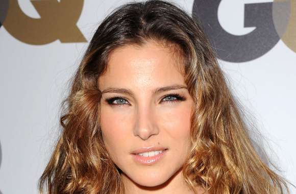 Stunning of Spanish Actress and Model Elsa Pataky