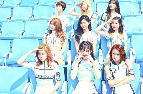 TWICE K-pop Girl Band