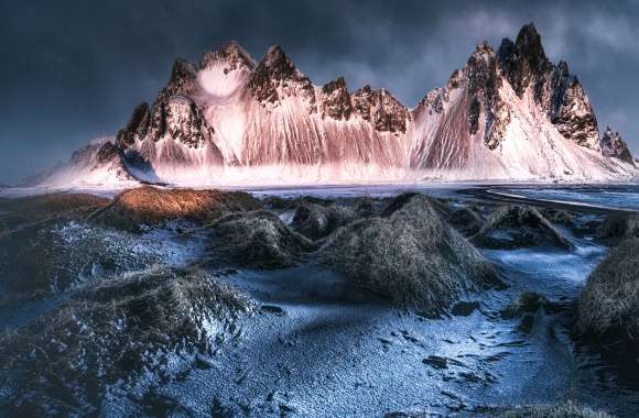 Volcanic Vestrahorn mountain