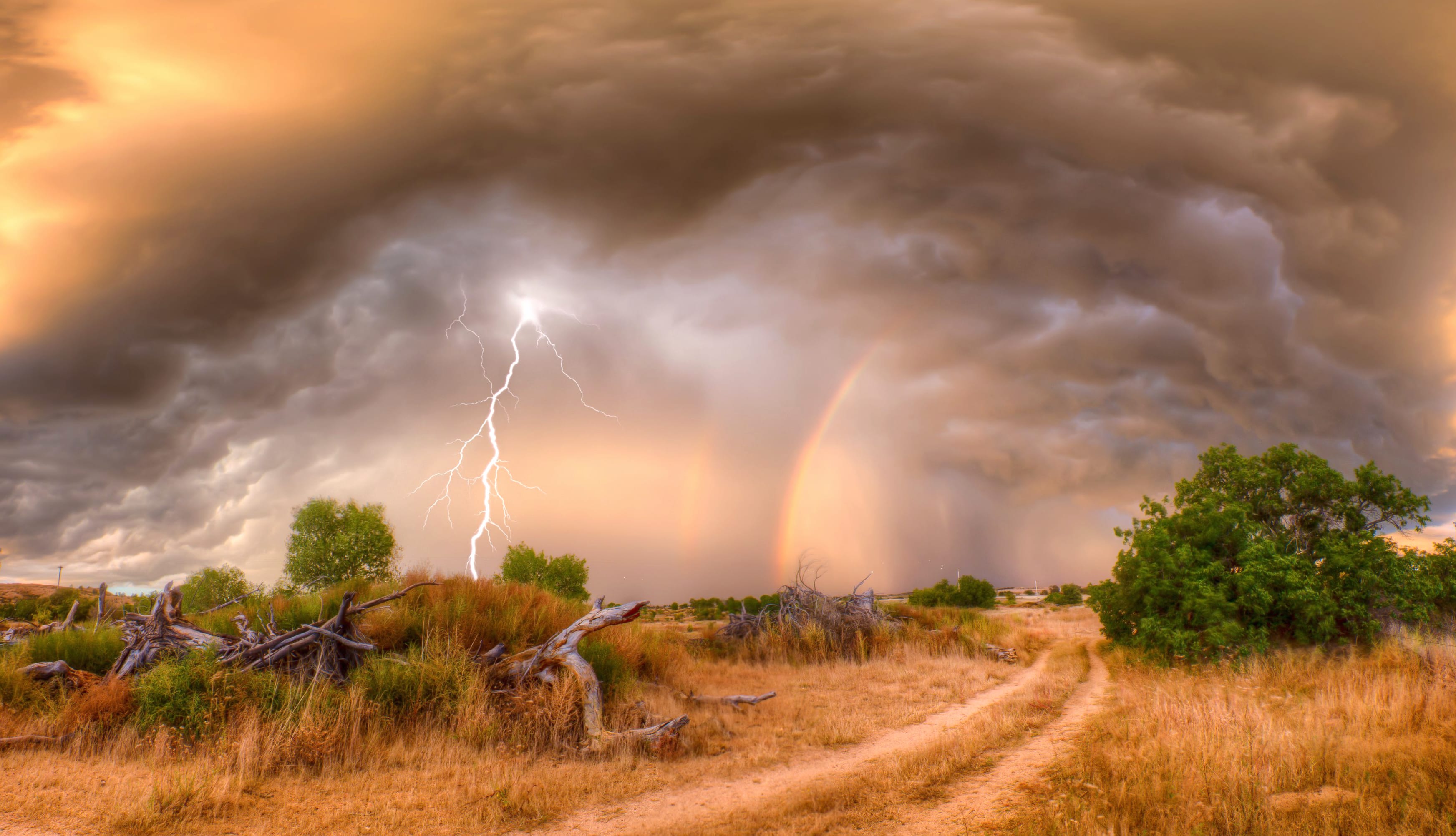 4K Ultra HD Stormy Rainbow Field wallpapers HD quality