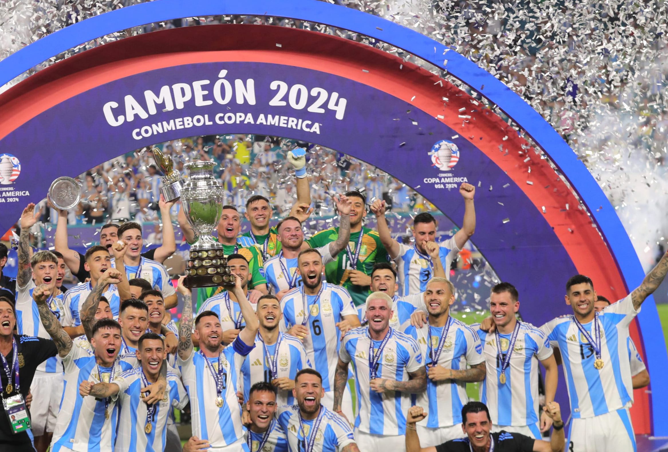 Argentina National Team Copa América Champions 2024 at 1024 x 1024 iPad size wallpapers HD quality