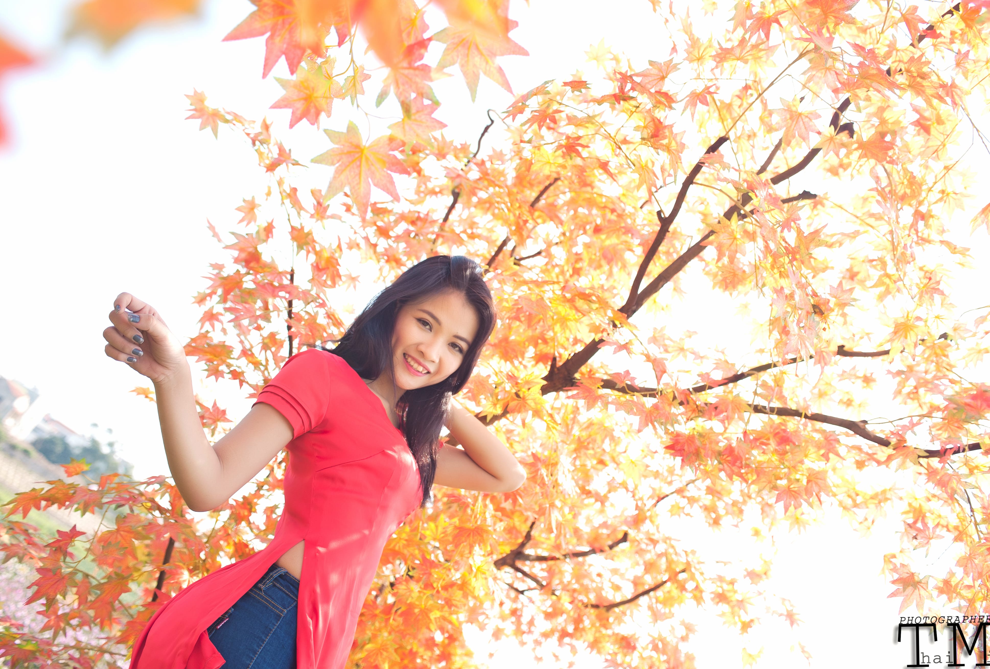 Asian Beauty in Autumn - at 320 x 480 iPhone size wallpapers HD quality