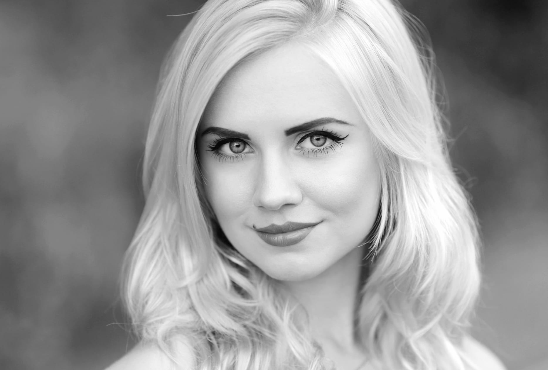 Black & White Blonde Model wallpapers HD quality