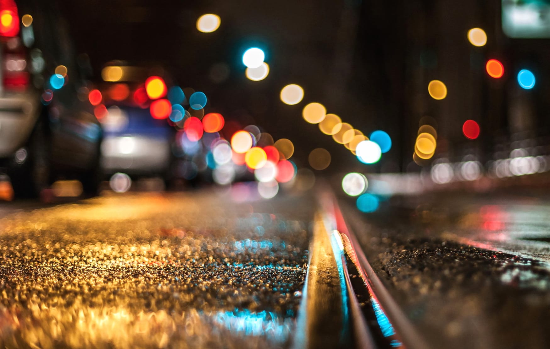 Bokeh Light Rain Road Night Macro Photography Time Lapse at 1600 x 1200 size wallpapers HD quality