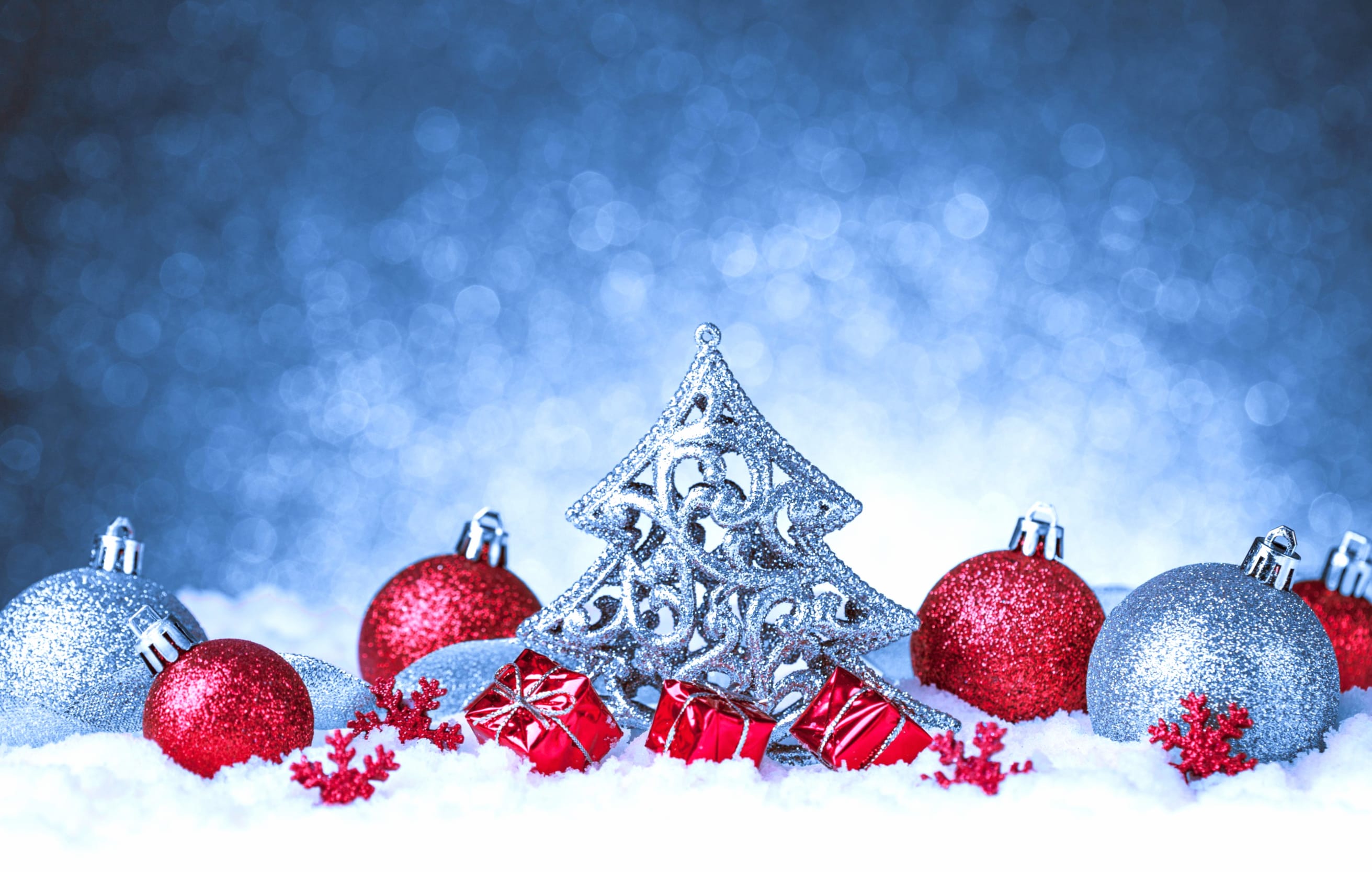 Bokeh Silver Snow Red Gift Christmas Ornaments Holiday Christmas wallpapers HD quality