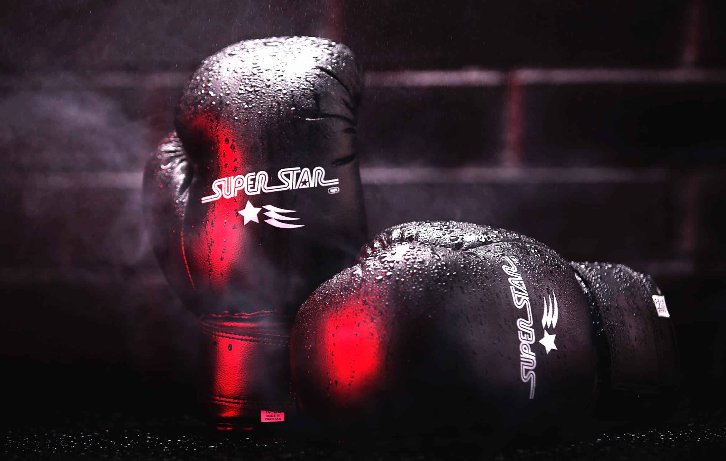 Boxing Gloves Ready for Action wallpapers HD quality