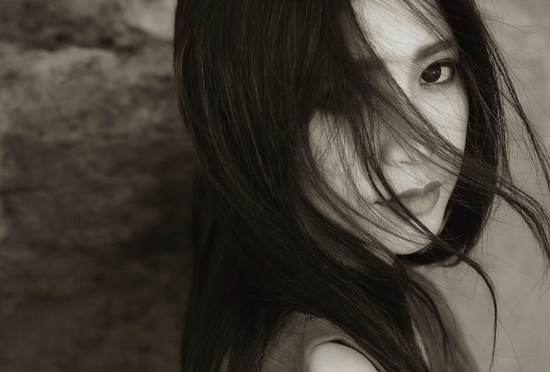 Brunette Beauty Black & White Asian Model at 2560 x 1440 HD size wallpapers HD quality