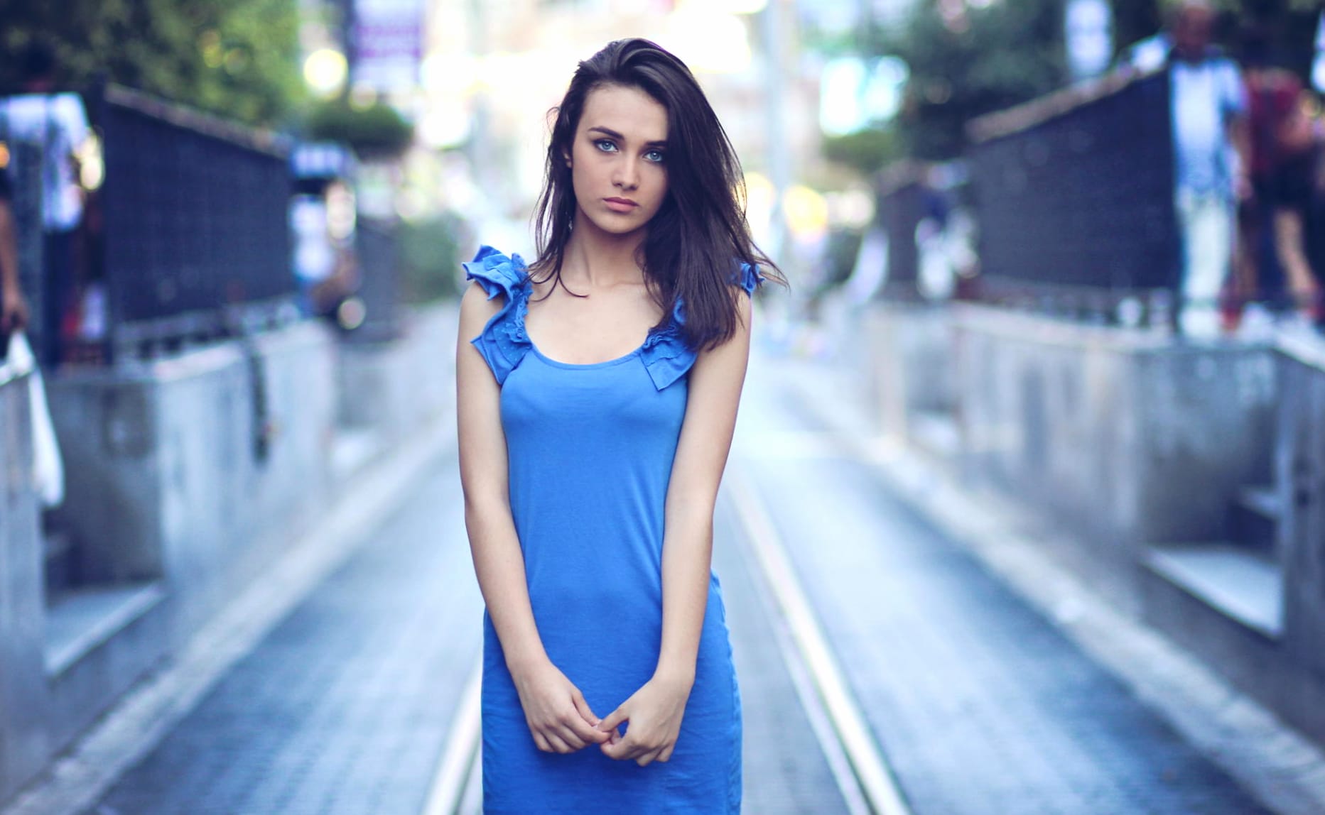 Brunette in Blue Dress wallpapers HD quality