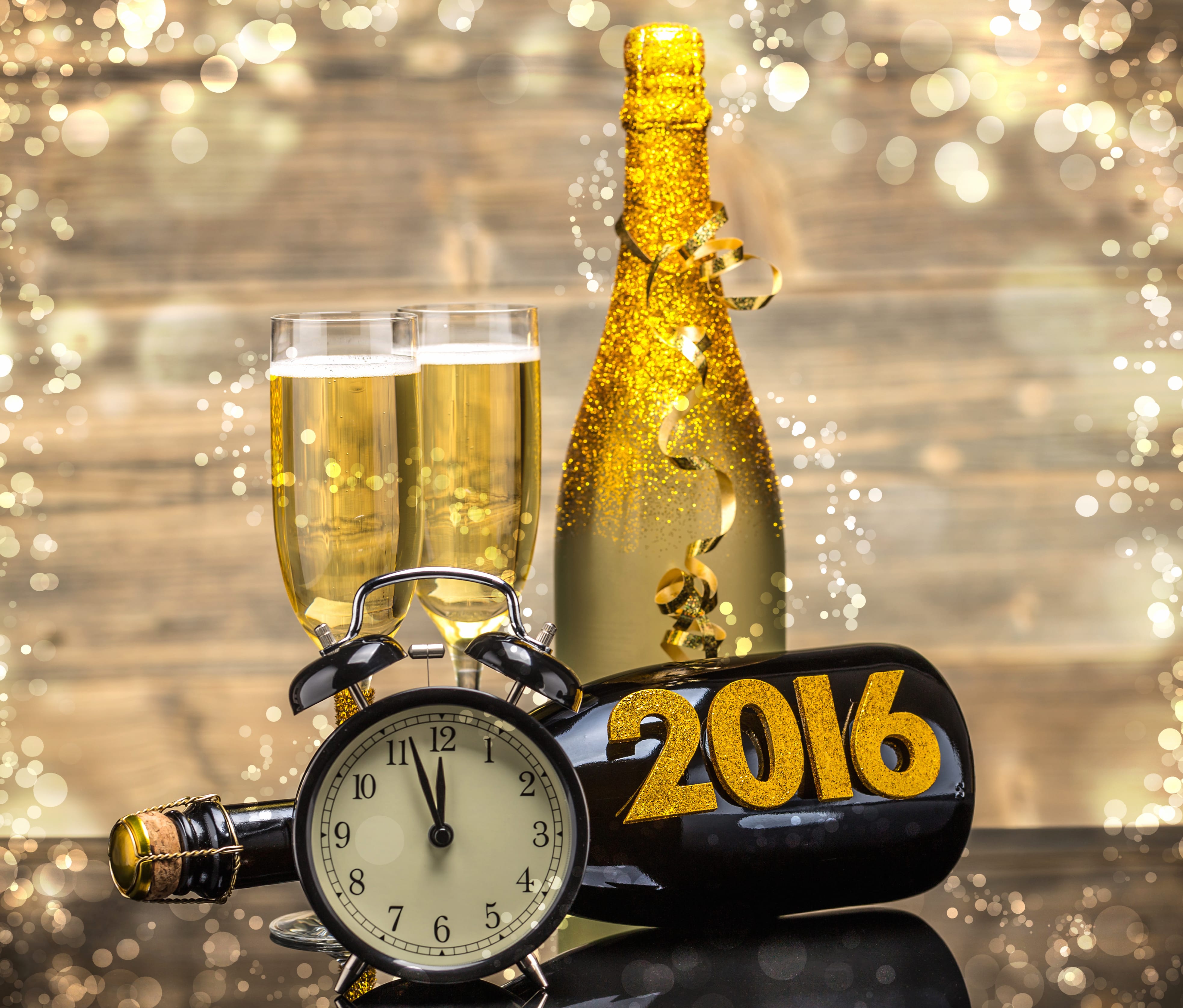 Celebrate 2016 A Sparkling New Year at 1600 x 1200 size wallpapers HD quality