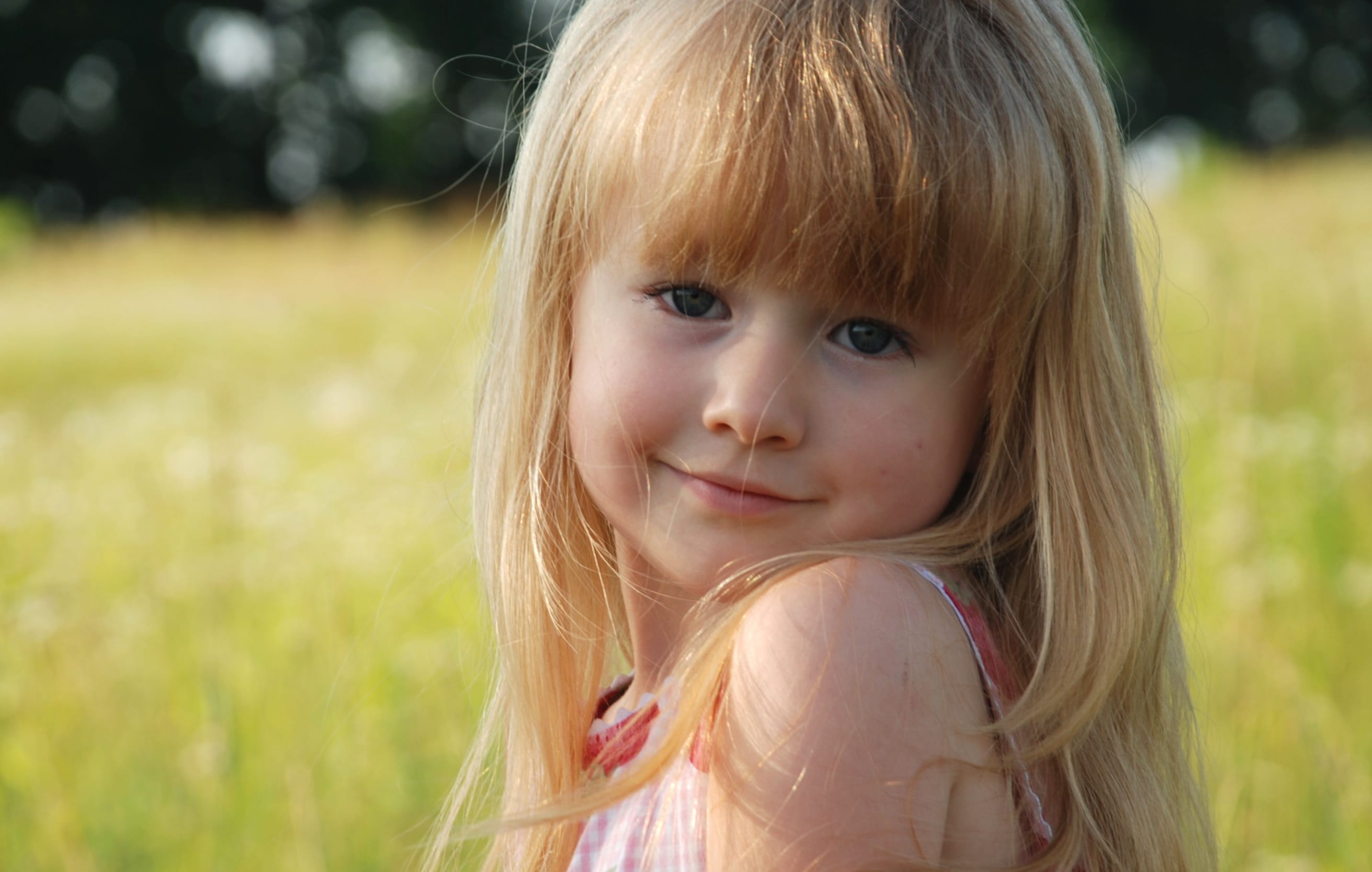 Child in Meadow wallpapers HD quality