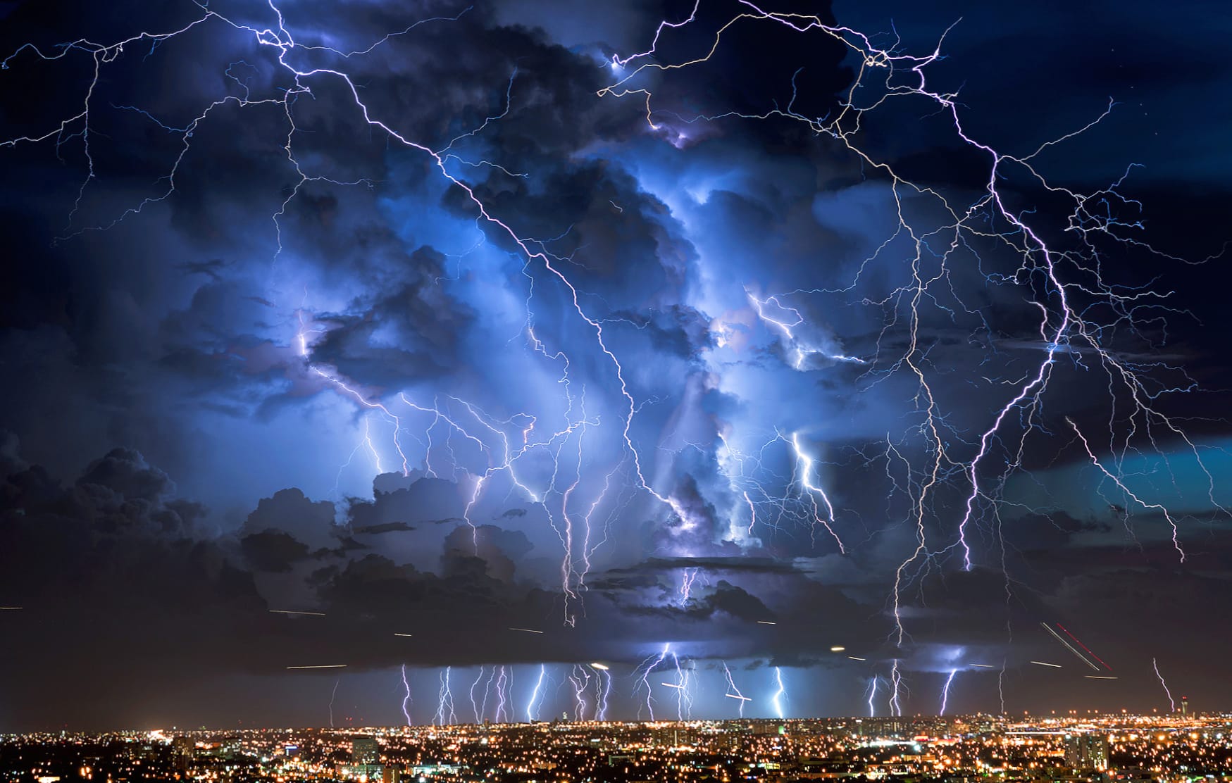 City Night Lightning - at 1152 x 864 size wallpapers HD quality