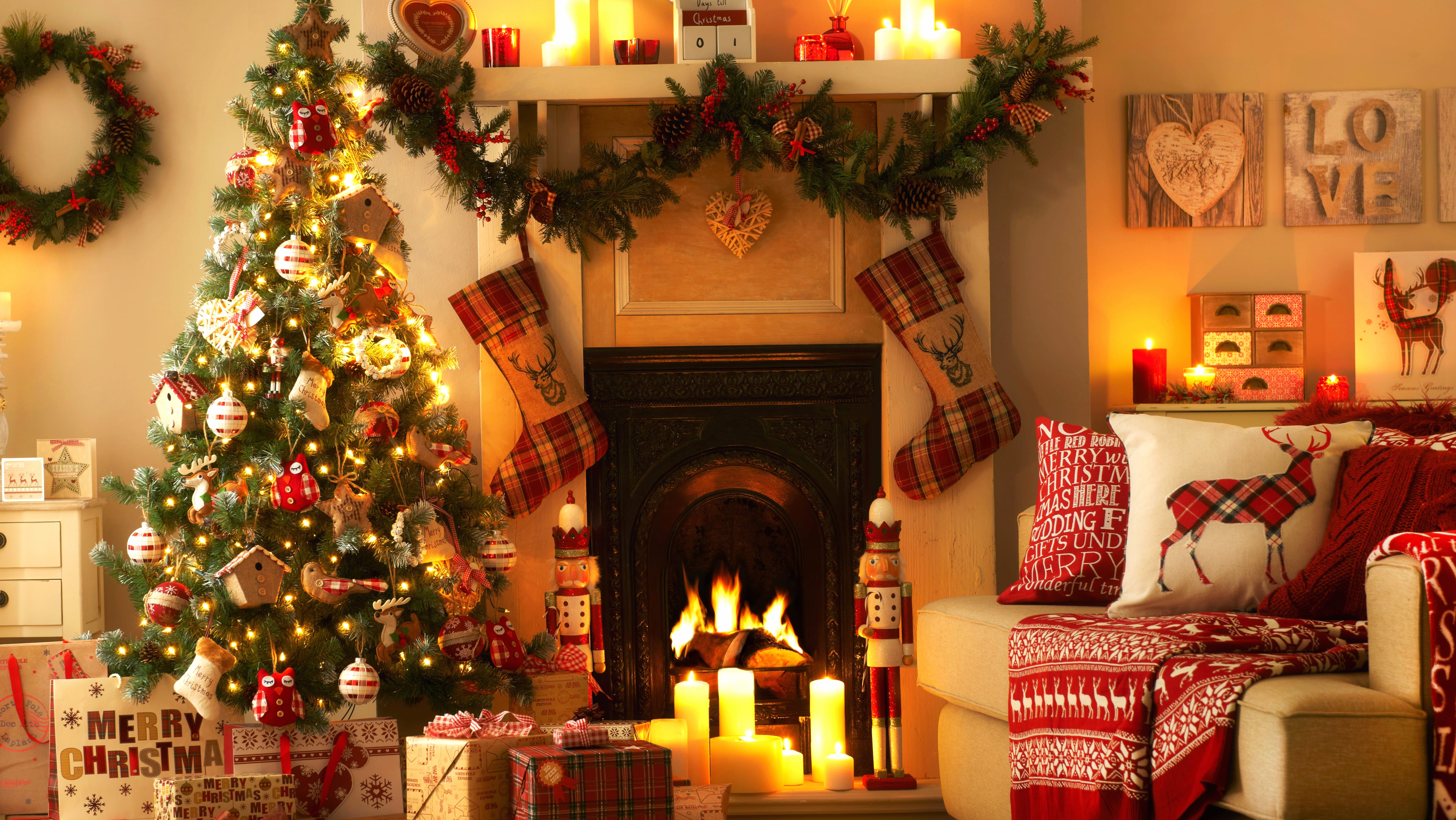 Cozy Christmas Charm HD Holiday Decor at 750 x 1334 iPhone 6 size wallpapers HD quality