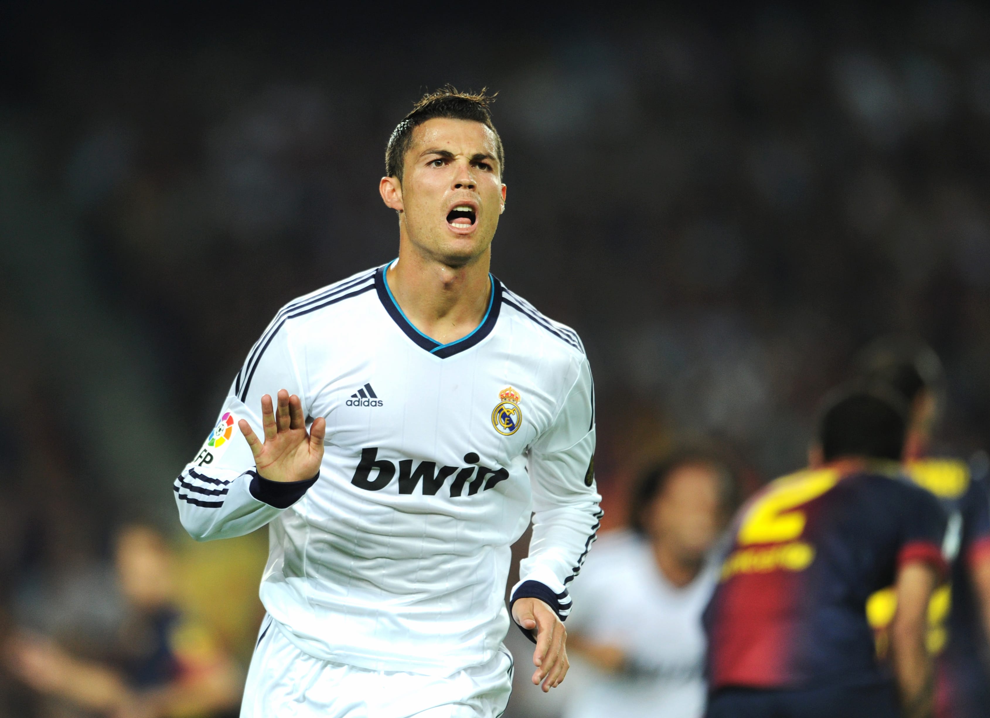 Cristiano Ronaldo Real Madrid Showcase at 640 x 960 iPhone 4 size wallpapers HD quality