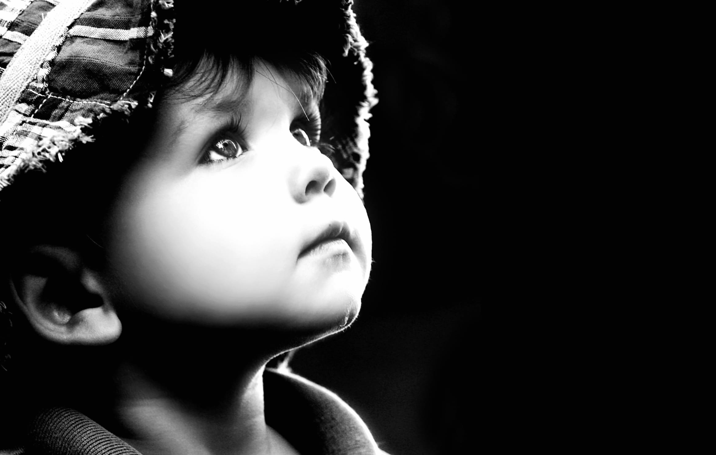 Cute Black & White Photography Child wallpapers HD quality